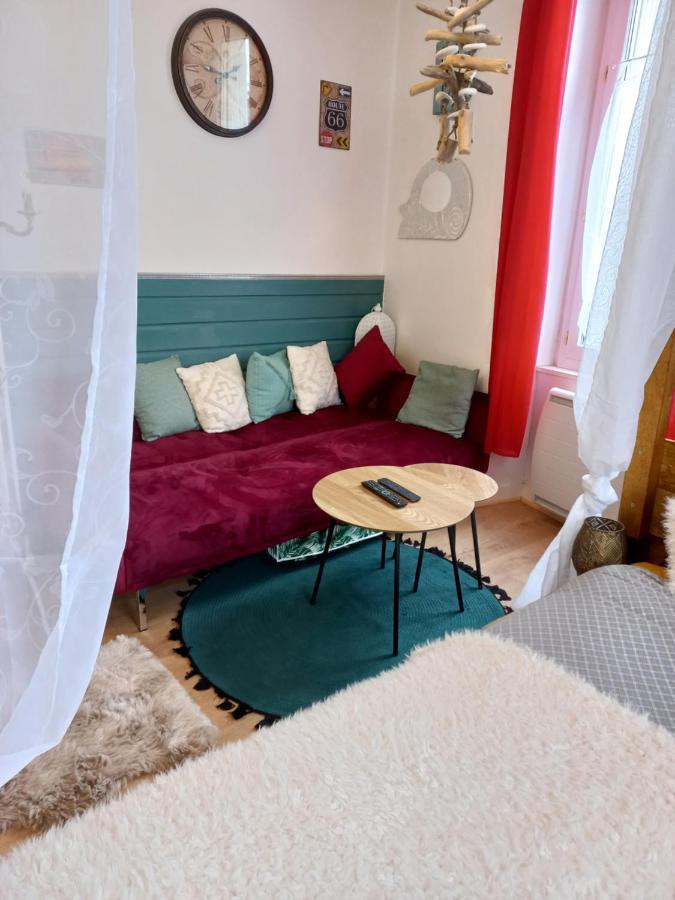 Studio Du Voyage Gare D Auray Brech Kültér fotó